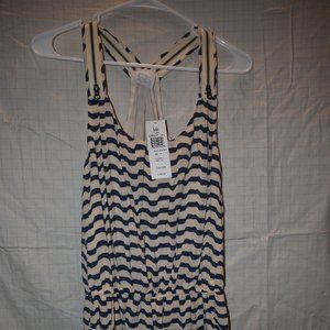 NWT Lola brand dress with pockets size M